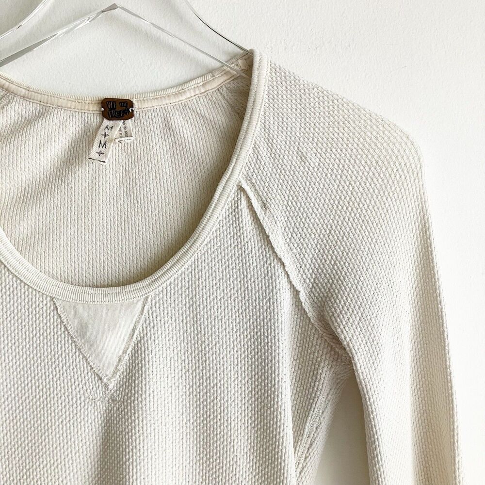 We The Free Thermal Top Size Medium Embellished Long Sleeve Button Studded - Picture 5 of 7